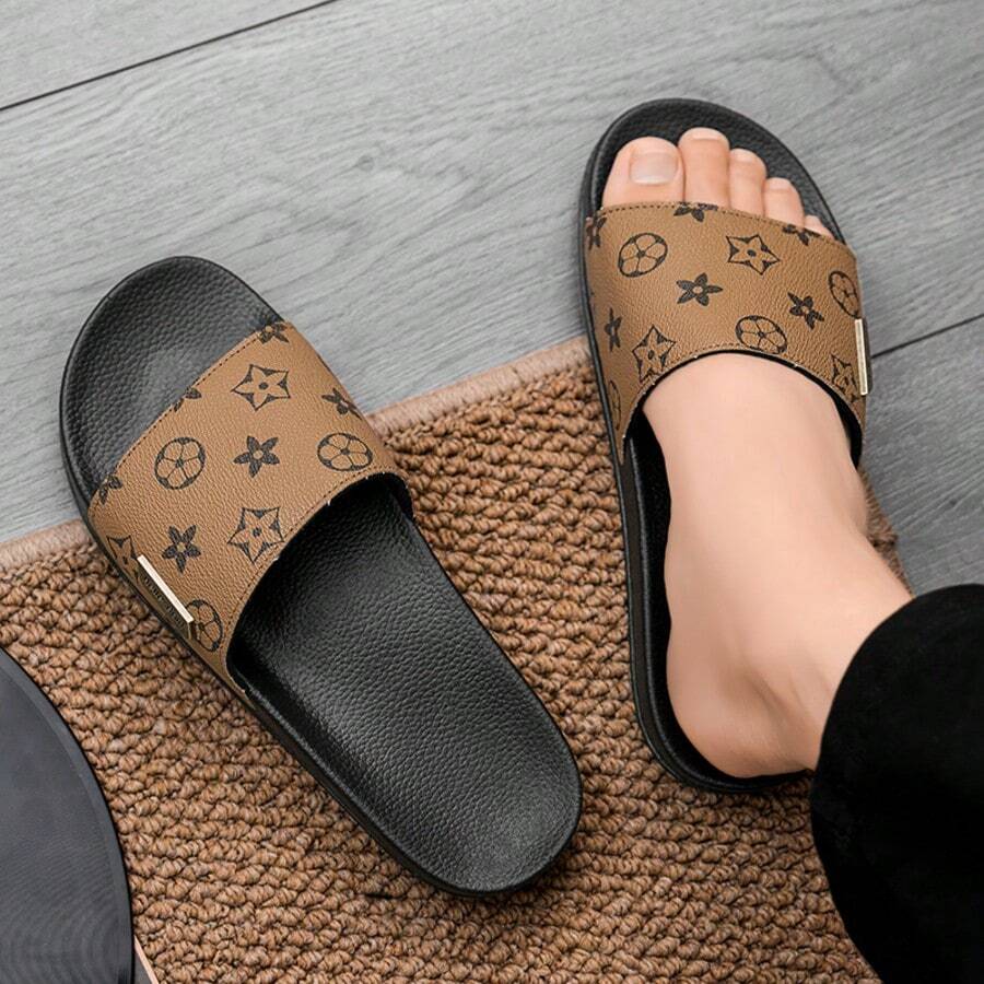 2026 Spring New Casual Slip-On Slippers For Men, Fashionable Lightweight Non-Slip Beach Sandals, Comfortable Floral Pattern Open Toe Flip Flops, Suitable For Indoor And Outdoor Wear - Khaki - View 1