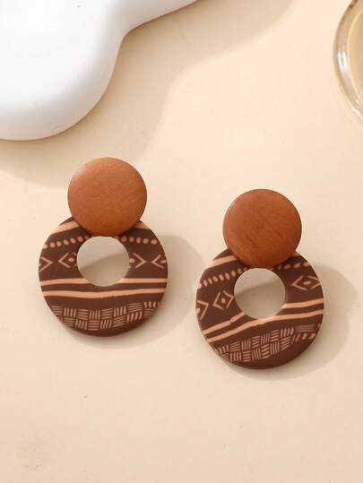 一对手工制作的西式花卉图案圆形简约百搭耳环，适合女性佩戴，可用于派对、旅行和日常佩戴。