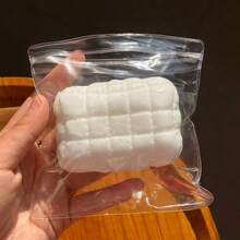 1 pieza Nuevo abrigo de plumas de invierno 2026 Almohada Juguete de juego realista, Juguete de estrés creativo DIY suave para apretar - Regalo perfecto para cumpleaños, hombres, mujeres, Pascua, días festivos, Día de San Valentín - Multicolor - Ver 10