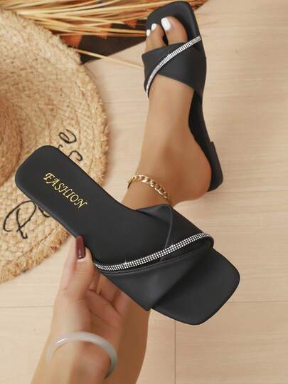 1 Pair Women's Fashion PU Leather Butterfly Decor Beach Sandals, Non-Slip Outdoor Slippers With Soft Soles And Open Toe, Casual Flat Slippers For Beach