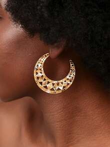 2只波西米亚新月形耳环，镂空金属金色设计，女士月亮耳环，适合日常、度假、旅行、休闲假日佩戴，星月系列节日饰品 - 金黃色 - 查看 1