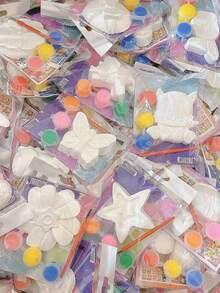 1 pieza Juguete de pintura de yeso blanco mini creativo, adecuado para pintura y creación de muñecas de yeso DIY para niños, juguete de arte y manualidades para niños (entrega aleatoria) (embalaje aleatorio) - Multicolor - Ver 8