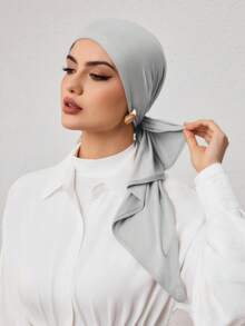 1pc Instant Triangle Hijab, All-In-One Tie-Up Headscarf. Quick Wrap, Non-Slip. No Undercap, No Folding. Suitable For Daily Wear, Prayer, And Outings - Light Grey - View 4