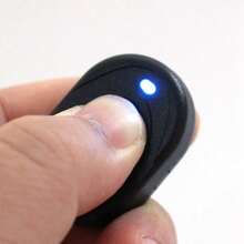 Kit de dispositivo antirrobo con cerradura oculta y sensor inteligente de 12 V para corte de combustible y energía: Unidad principal + 2 controles remotos + 1 cable de interruptor de botón + 1 cable de luz indicadora + 1 cable de fusible (tipo universal) - A - Ver 4