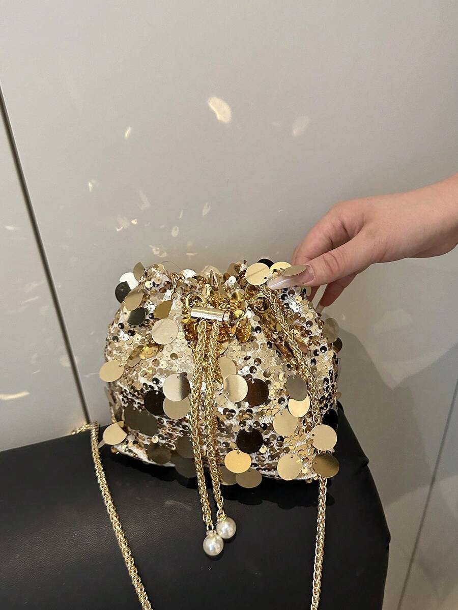 1个链条抽绳封口PVC亮片闪亮水桶包,金属珍珠装饰闪光彩色女士晚宴派对单肩斜挎口红包,时尚礼品袋,适合女士派对和正式场合穿着 - 金色 - 查看 1
