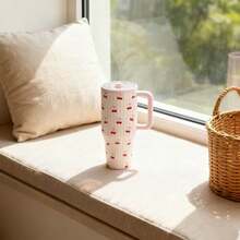 HYDROJUGs 32oz Gift-Ready Polished Timeless Preppy Cherry & Pinstripe Insulated Tumbler, Versatile Travel Mug & Water Bottle With Contrast Blush Trim & Leakproof Design, Stainless Steel Double-Wall Vacuum Cup For Desk Use, Brunch Dates & Evening Walks, Best Christmas & Halloween Gift For Family & Friends Who Appreciate Classic Style - 32oz粉櫻桃 - 查看 2