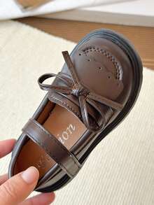 女童平底魔术贴休闲鞋，舒适英伦风圆头鞋 - 棕色 - 查看 6