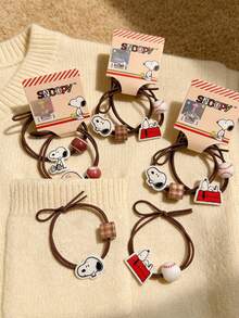 史努比针织发箍系列——包含多种可爱活泼的造型（充满活力、欢快），配有精美配饰，展现甜美风格和独特美感，清新亮丽，趣味十足，创意无限，适合收藏家、儿童、学生、年轻女孩和女性日常佩戴，也适合收藏展示和家居装饰。是馈赠女性的最佳选择。 - 彩色 - 查看 7