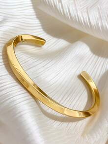 Minimalist Stylish Stainless Steel Bracelet, Open Cuff, Polished Finish, Suitable For Fashion Pairing And Gifting To Friends, Family, And Mother - Multicolor - View 5