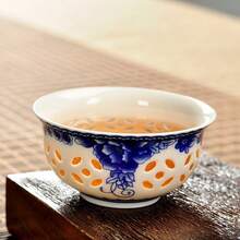6pcs Romantic Chinese Style Hollow Delicate Thin-Walled Blue And White Porcelain Tea Cups, Translucent Single Cup Ceramic Kung Fu Tea Set, Celadon Teacup, Individual Cup, Randomly Shipped - Multicolor - View 7