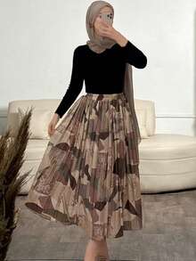 Livesso Women's Full Print Geometric Pattern Pleated Skirt,Fall Clothes - Multicolor - View 4