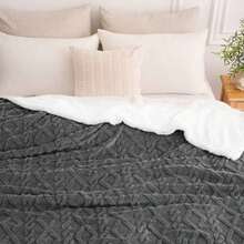 1pc Luxurious Double-Layer Jacquard Taffeta Fleece Blanket, Plush White Bed Throw For Single Or Double Use - Soft, Cozy, All-Season Comfort, Ideal For Bedroom Elegance, Blanket For Bed - Pink - View 11