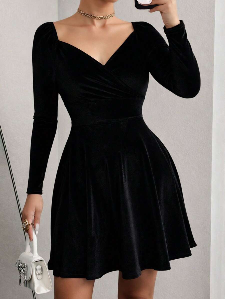 Women's Velvet Shiny Short Dress - Made In Turkey - Black - View 1