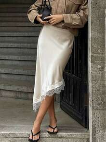 女士优雅通勤缎面半身裙，蕾丝拼接高腰缎面不对称拉链半身裙，纯色优雅梭织蕾丝拼接不对称半身裙，适合派对、办公室、日常、约会、春夏等场合。 - 杏色 - 查看 6