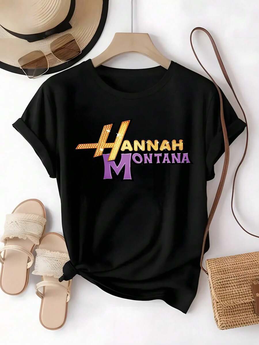 Playera Hannah Montana, gráfica, logotipo retro, serie , estampado brillante, holgada, verano, para nostálgicos 2000, uso diario, streetwear,  2026, regalo ideal, moda juvenil,blusas elegantes dama,tops,parejas,blusas curvy mujer. - Negro - Ver 1