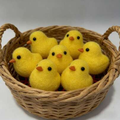 5/10pcs Easter Flocked Cute Chick Decorations, Soft Fluffy Yellow Chick Design With Lively Red Feet, Suitable For Decorating Easter Egg Baskets, Party Tables, Home Corners, Also Can Be Used As DIY Craft Accessories, Accurately Matching The Warm And Lively Atmosphere Of The Easter Holiday, Using Soft And Cute Details To Enhance The Festival Ceremony Feeling