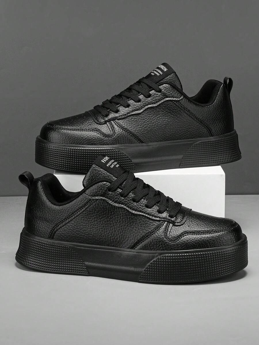 Giày thể thao nam casual phối chữ tương phản, giày đế bằng đơn giản, đa năng, thích hợp cho hoạt động ngoài trời, công sở, học sinh.