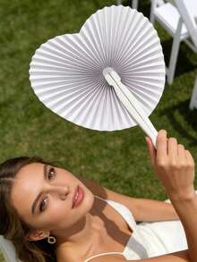 1/5/10/20/30/40/60pcs White Heart-Shaped Folding Paper Fans, Summer Paper Fans, White Bulk Folding Hand-Held Fans With Plastic Handles, Suitable For Weddings, Birthdays, Guest Parties As Small Gifts, DIY Best Gifts, Weddings, Birthday, Party Decorations, European Wedding Supplies, DIY Party Decorations, Heart-Shaped Fans, Advertising Fans, Summer Party Dance Gifts - Multicolor - View 5