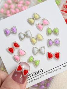 12grids 混合豹纹爱心和星星美甲饰品 - 3 种款式 3D 树脂波点爱心彩色爱心可爱美甲配件,适用于情人节、新年、圣帕特里克节、节日 - 爱心、星星和蝴蝶结形状美甲水钻装饰美甲贴纸,女士美甲用品,鞋饰蝴蝶结,按压式美甲,假指甲,美甲饰品,美甲装饰,美甲师用品 - 彩色 - 查看 4