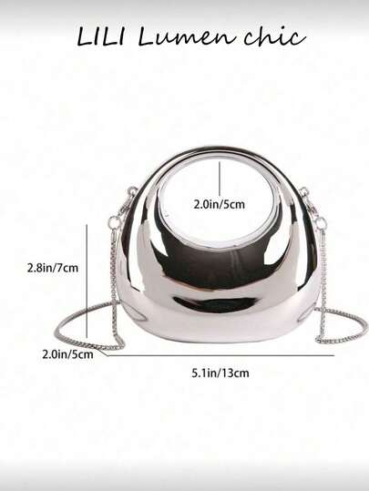 新款时尚百搭的高档女童亚克力新月形包。欧美时尚设计，纯色肩链腋下包。这款亚克力晚宴包采用搭扣和顶部金属链条，可肩背、手提或斜挎。包内可收纳口红、钥匙、化妆品等日常用品。适合女孩参加派对、聚会、办公活动等各种场合。