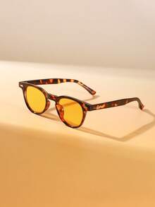 一副女士复古几何框眼镜，实用时尚街头风，附赠眼镜盒 - 彩色 - 查看 6