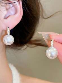 C-Shaped Faux Pearl Stud Earrings - Elegant And Classic Style, Suitable For All Occasions. Women's Ear Jewelry. - Silver - View 1