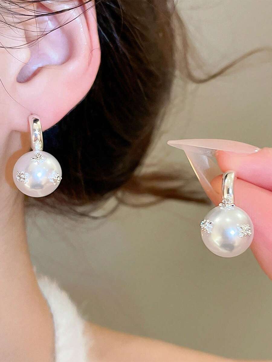 C-Shaped Faux Pearl Stud Earrings - Elegant And Classic Style, Suitable For All Occasions. Women's Ear Jewelry. - Silver - View 1