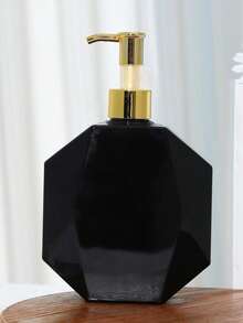 1pc High-End Polygonal Dispenser Bottle, Made Of Creative Hexagonal PET Material. 300ml Flat Pump Bottle Suitable For Bathroom And Hotel, Can Be Used To Dispense Shower Gel, Shampoo, Conditioner, Body Lotion And Hand Cream, Etc. - Polygon - View 4