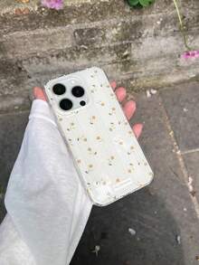 1 Pc Clear The Garden Yellow Flower Girl Summer Good Feel Is Following, Lovely Advanced Sense Of Fashion And Personalized From The Silicone Protective Shell, Suitable Compatible With IPhone17 Iphone17promax/Iphone16 Pro Max/Iphone15 Pro/Iphone14 Iphone13/12/11, Suitable For Family/Friends/Sister/Girlfriend On Valentine's Day Gift/Birthday Gift/Mother's Day Gift - Yellow - View 5