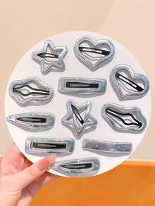 12件套黑白极简时尚发夹组合，星形、方形、波浪形款式 - 适合女孩和女士，打造酷炫时尚感。适合休闲、工作、户外等各种场合，打造时尚造型。轻巧便携，是打造各种发型的必备单品，包括发夹、发爪、发卡、发夹、发饰、头部饰品、女士发饰等。 - 彩色 - 查看 13