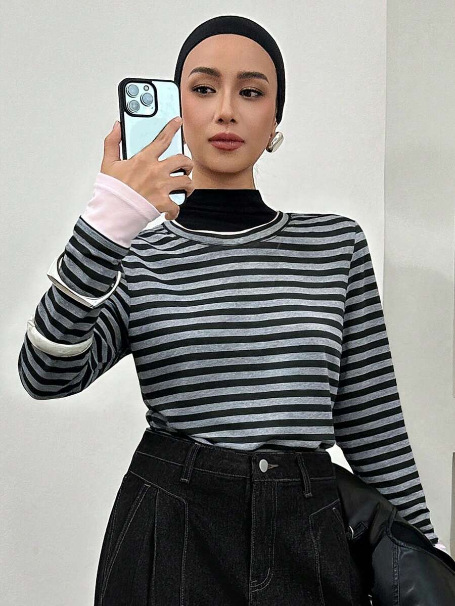 Livesso Women's Striped Print Round Neck Casual Versatile Long Sleeve T-Shirt - Grey - View 1