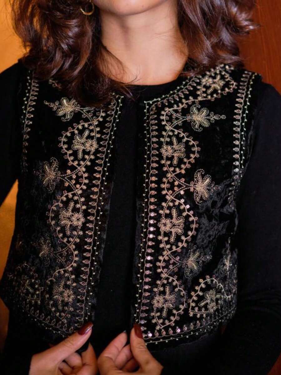 Women Sleeveless Jacket Spring Autumn Velvet Embroidery Sequin Vest - Black - View 1