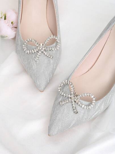 قطعتان من اكسسوارات الحذاء القابلة للفصل DIY، مشابك حذاء معدنية بشكل فراشة بلورية بيضاء، ديكورات أحذية أنيقة وعصرية للكعب العالي والكعب المدبب، مناسبة للعمل والأعمال والمناسبات