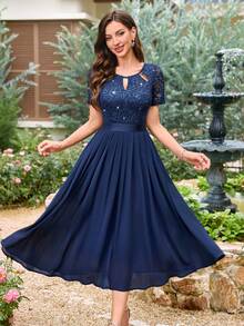 MIUSOL Đầm midi xếp ly bằng chiffon, cổ khoét rỗng, đính sequin và ren hoa, kiểu dáng chữ A, thích hợp làm đầm dự tiệc cưới. - Màu xanh hải quân - Xem 2