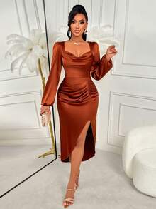 AIJ Amarilo 女士优雅性感高领泡泡袖褶皱不对称下摆高开衩缎面修身中长连衣裙 – 情人节、婚礼宾客、派对、嘉年华和春假的完美之选 - 鏽棕色 - 查看 3