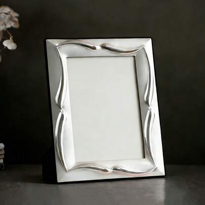 6-Inch & 7-Inch French Retro Silver Photo Frame, Wavy Edge Design, Tabletop Decor