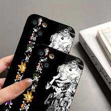One Piece: Piratas del Sombrero de Paja y sus banderas Jolly Roger. Esta elegante funda para teléfono es compatible con Samsung, Apple, OPPO, , etc. Fabricada en TPU flexible, resistente a golpes y arañazos, ofrece una excelente protección contra caídas y un agarre cómodo. Es un regalo ideal para familiares, amigos y seres queridos, y una opción perfecta para festivales, fundas para iPhone, San Valentín y artículos de . - Negro - Ver 8
