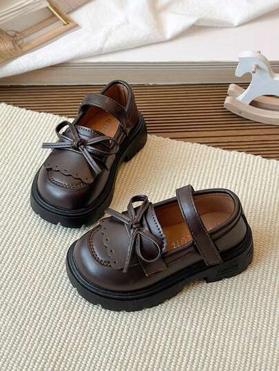 Scarpe casual con chiusura a gancio e anello per ragazze, scarpe con punta tonda stile britannico, comode