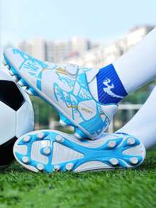 四季皆宜的运动足球鞋，校园风足球鞋，足球训练鞋，足球比赛鞋，不对称迷彩图案鞋面，便捷的魔术贴搭扣 - 紫羅蘭色 - 查看 3