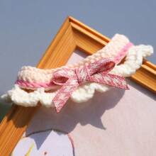 可爱宠物围兜，饰有钩编蕾丝和迷人蝴蝶结，适合日常使用和节日场合。 - 彩色 - 查看 12