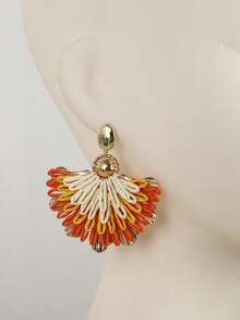 一对手工渐变色孔雀尾花吊坠耳环，独特设计，适合度假、派对和日常佩戴。 - 橘色 - 查看 7