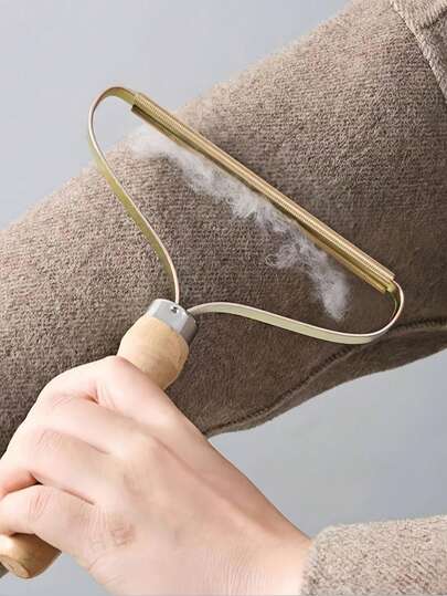 1pc Portable Lint Remover, Fuzz Shaver - Reusable Double-Sided Travel Brush For Removing Lint, Pet Hair, Dust From Clothes, Furniture, Efficient Lint Removal Without Electricity, Manual Lint Brush, Portable Manual Lint Cleaner, Fabric Defuzzer, Suitable For Home, Pets, Clothes, Sofa, Carpet, Ergonomic Wooden Handle Design, Stainless Steel Scraping Board