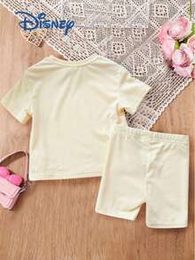 Disney 夏季两件套可爱女婴米奇照片印花T恤和短裤套装，休闲百搭儿童字母印花米奇基础款度假简约风上衣和裤子套装 - 杏色 - 查看 2
