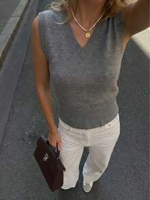 Women's Solid Color Minimalist Casual Commute Versatile Sleeveless Knit Vest Top, V-Neck Ribbed Sweater, Grey, Spring/Summer - Grey - View 1