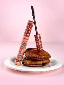 MISSLYN - Cinnamon Curl Mascara, Eye Makeup, Curling, Volumizing, Lengthening, Shaping, Charming, Cinnamon, Layerable Formula, Black, Burgundy, Lashes, Provides Natural To Bold Effect, Lengthens And Volumizes For Captivating Fanned-Out Lashes, Smooth Texture - #01 Black - View 7