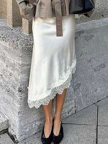 女士优雅通勤缎面半身裙，蕾丝拼接高腰缎面不对称拉链半身裙，纯色优雅梭织蕾丝拼接不对称半身裙，适合派对、办公室、日常、约会、春夏等场合。 - 杏色 - 查看 5