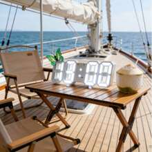 四位大屏电子钟，蝴蝶装饰，LED数字闹钟，带温度显示，创意桌面装饰钟，适用于卧室、客厅，便携式桌面LED钟（蝴蝶装饰随机搭配），不含电池 - 1PC - 查看 9