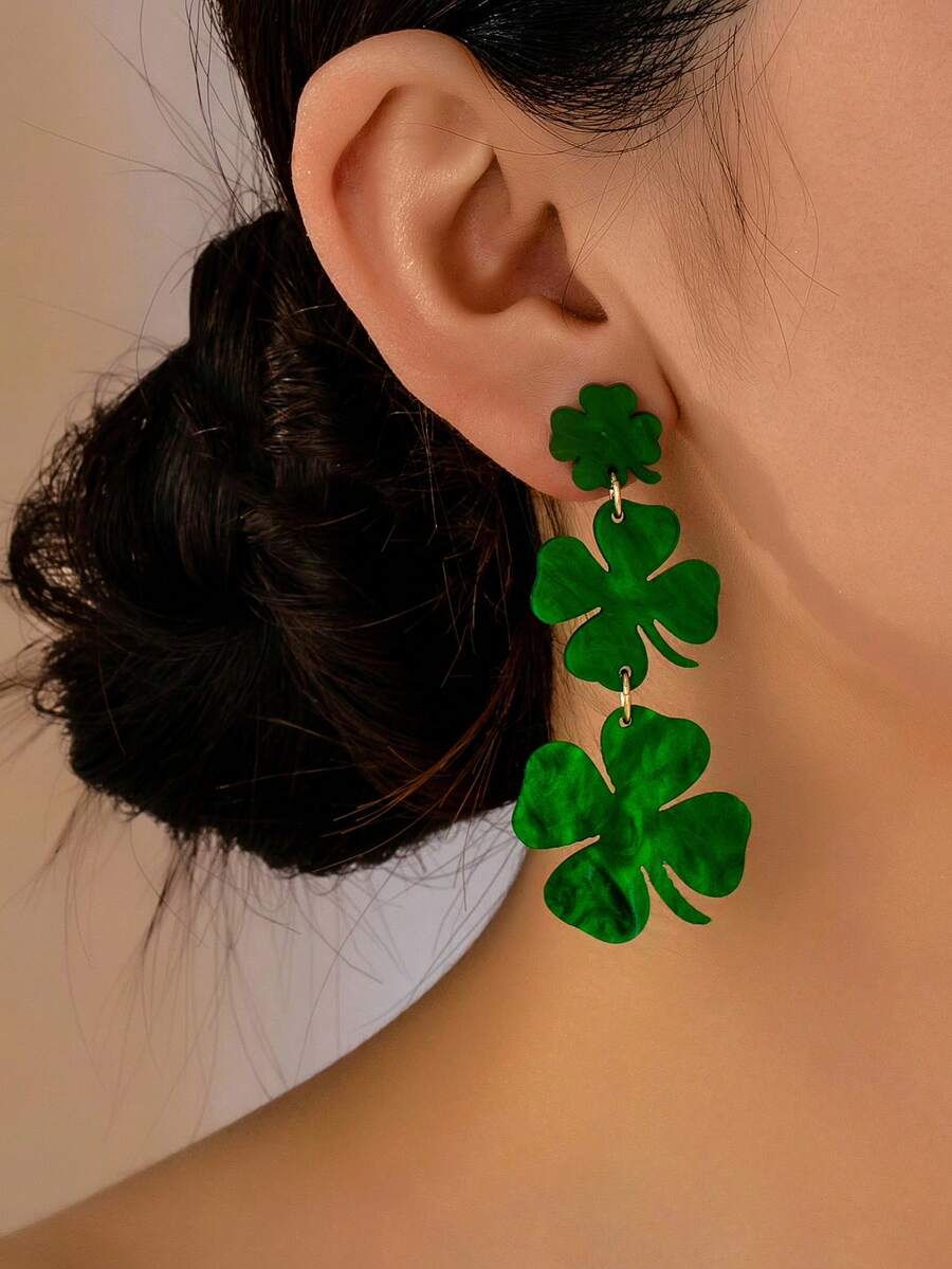 1 Pair Minimalist Elegant Green Clover Stud Earrings, Suitable For St. Patrick's Day Party, Banquet And Daily Wear - Green - View 1