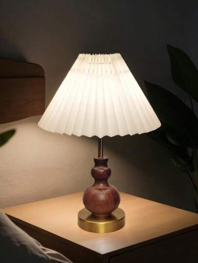 1个木纹金属台灯，复古布艺灯罩，柔和光线，北欧意式法式乡村风格，客厅卧室现代简约阅读灯，暖光，浪漫优雅金色奢华，营造儿童房氛围，USB床头灯，亮度可调，静音夜灯，适合浅睡眠者