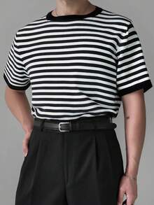Men's Casual Striped Knit Short Sleeve Top - Black and White - View 9